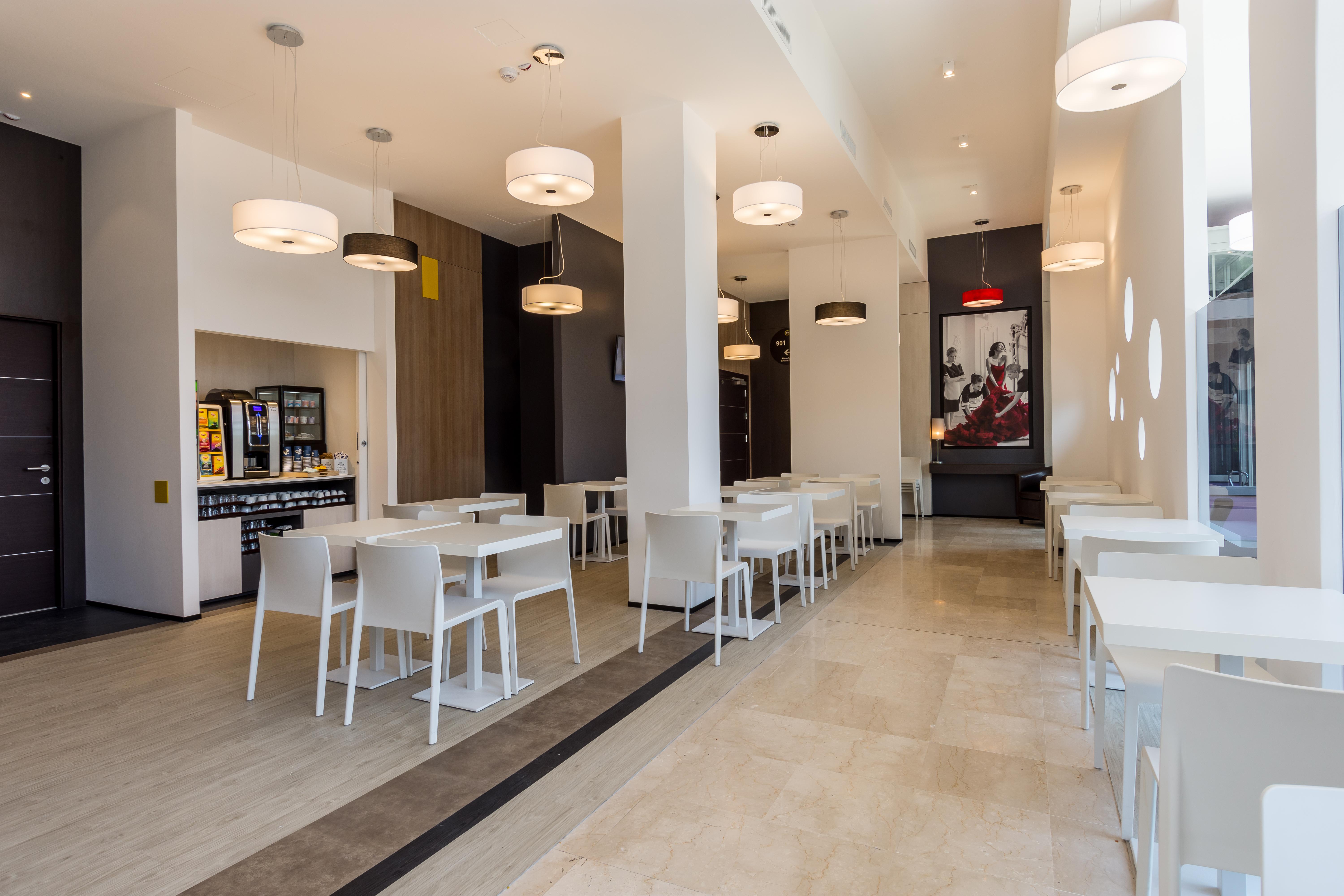 B&B Hotel Savona Ngoại thất bức ảnh