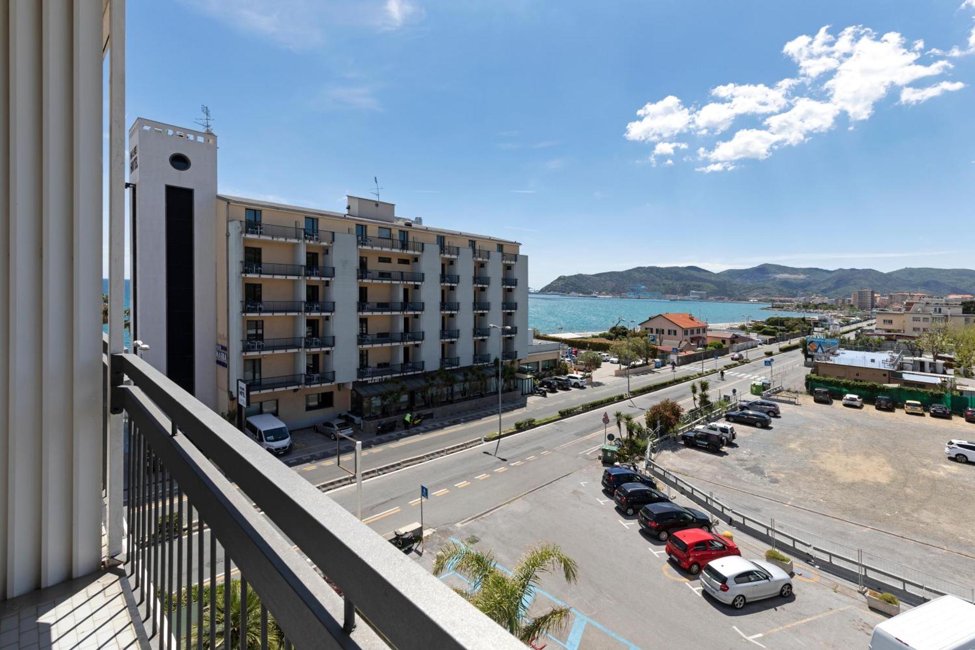 B&B Hotel Savona Ngoại thất bức ảnh