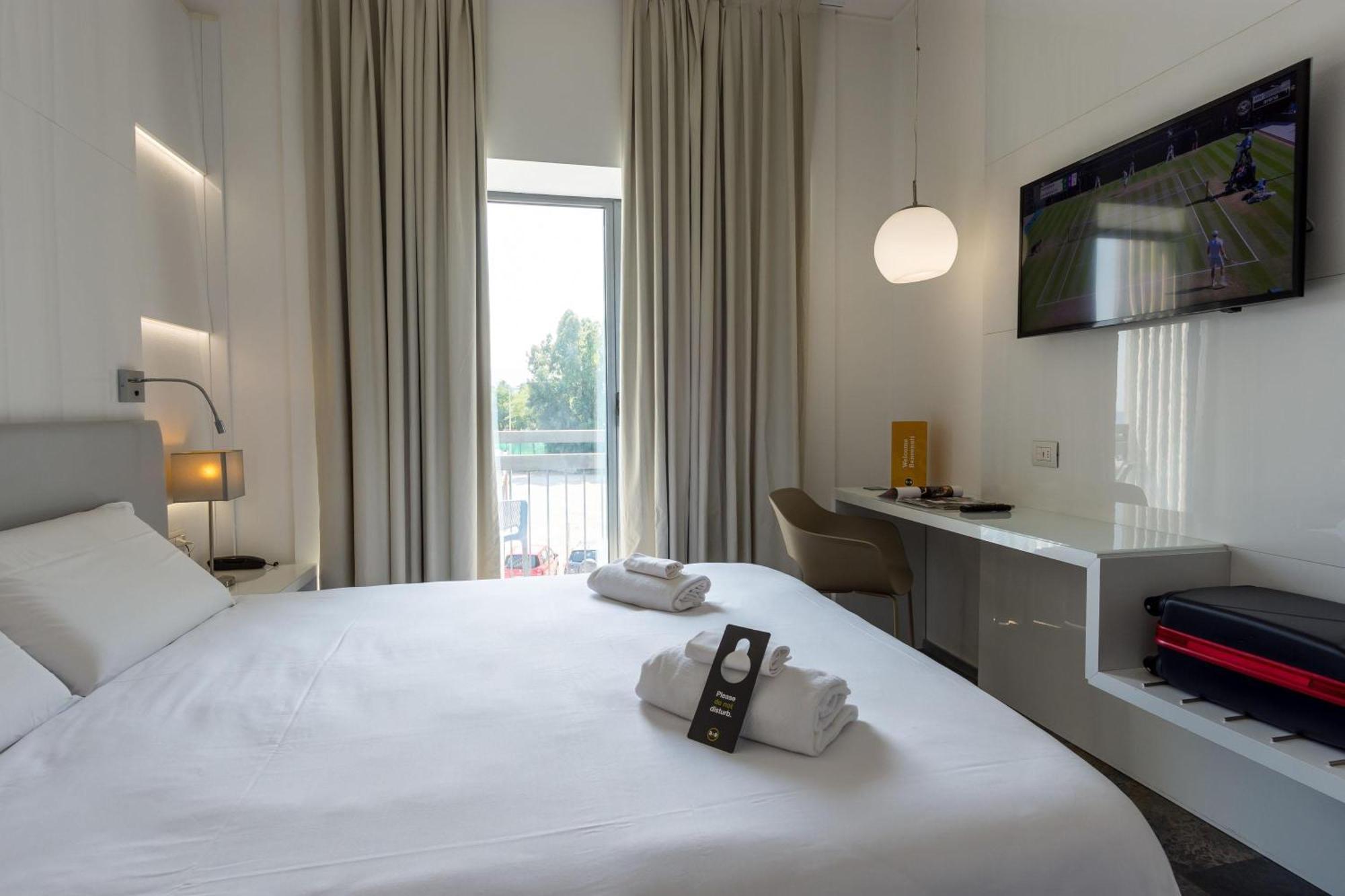B&B Hotel Savona Ngoại thất bức ảnh