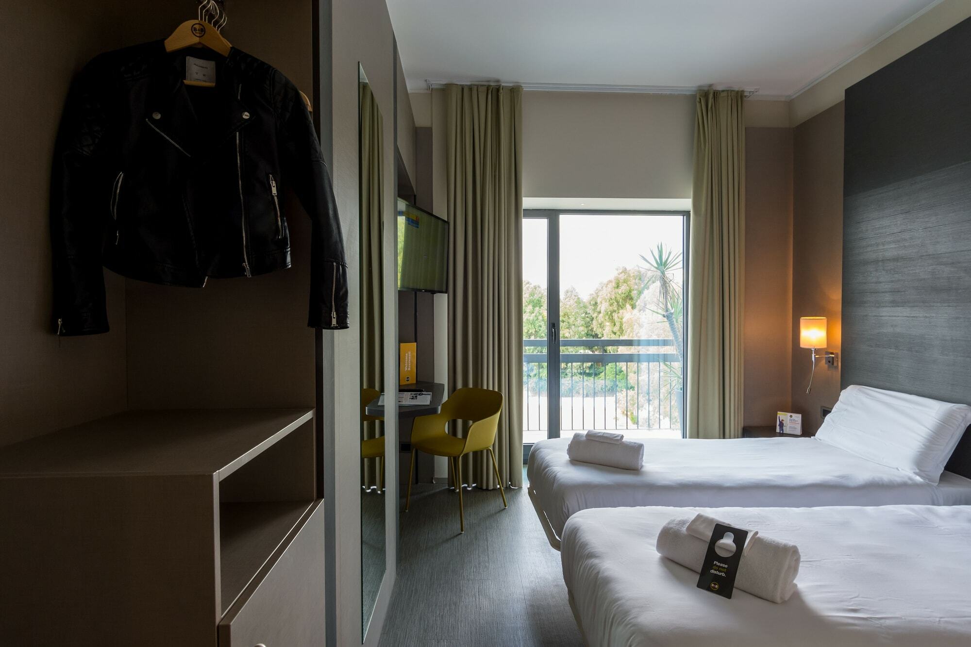 B&B Hotel Savona Ngoại thất bức ảnh